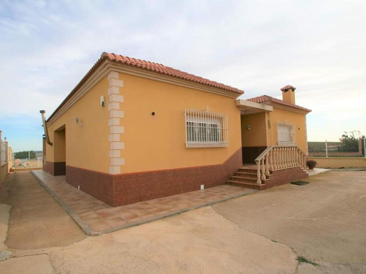 Belvilla By Oyo Villa Valerya Ibáñez Esterno foto